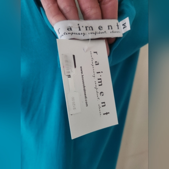 House of Raiment Dress - Picture 4 of 10